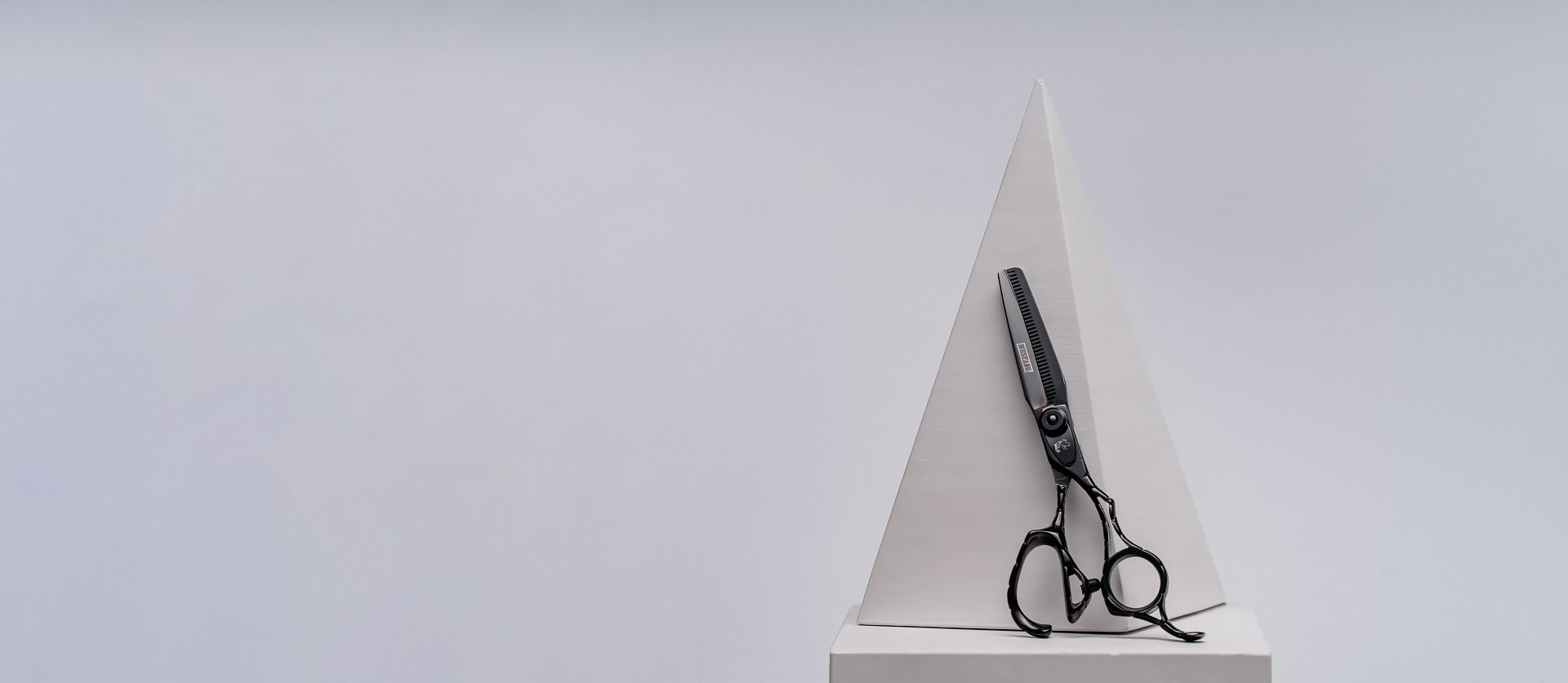 Ножницы прямые Mustang Premium NPR-011 Черный 5,5 дюймов